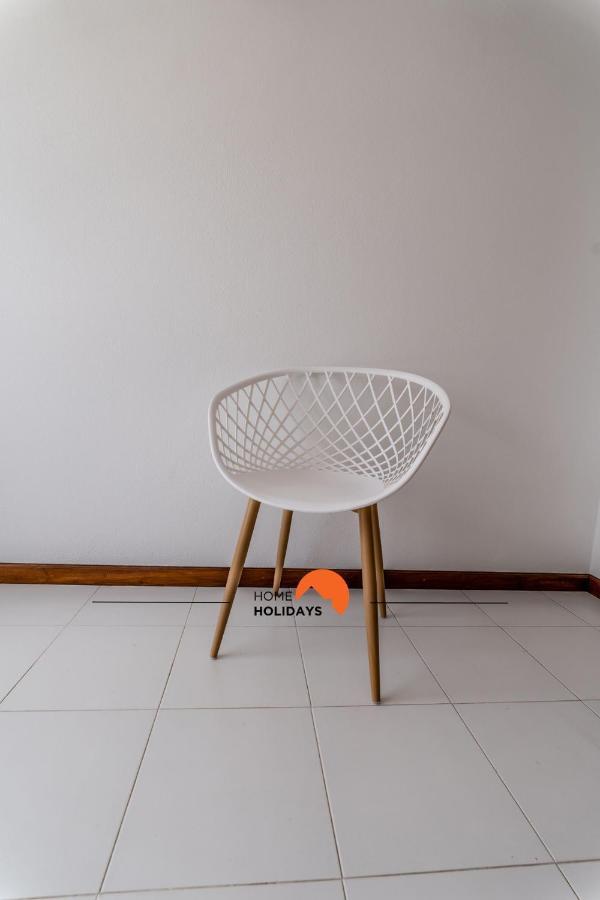 #169 T3 Medronheira By Holidays Apartment *