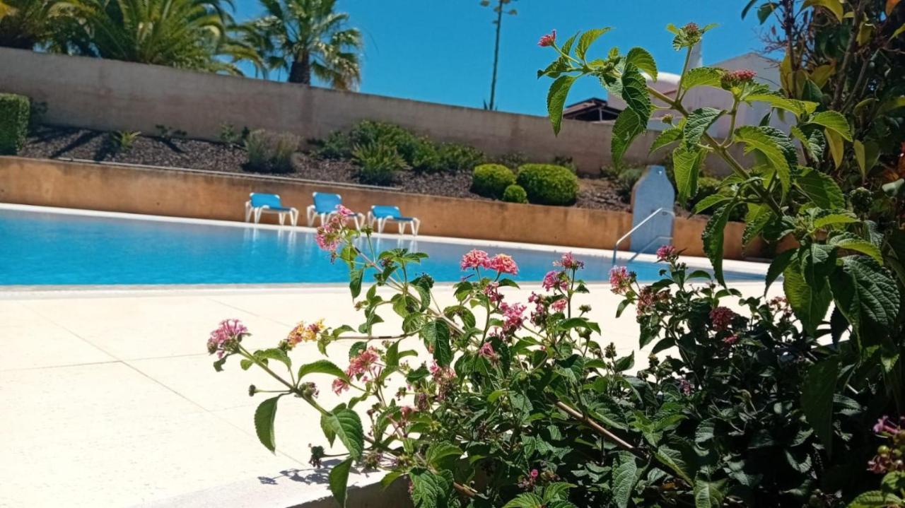 Villa Ocean View Residences 3 Bedroom Villa's Sea View *