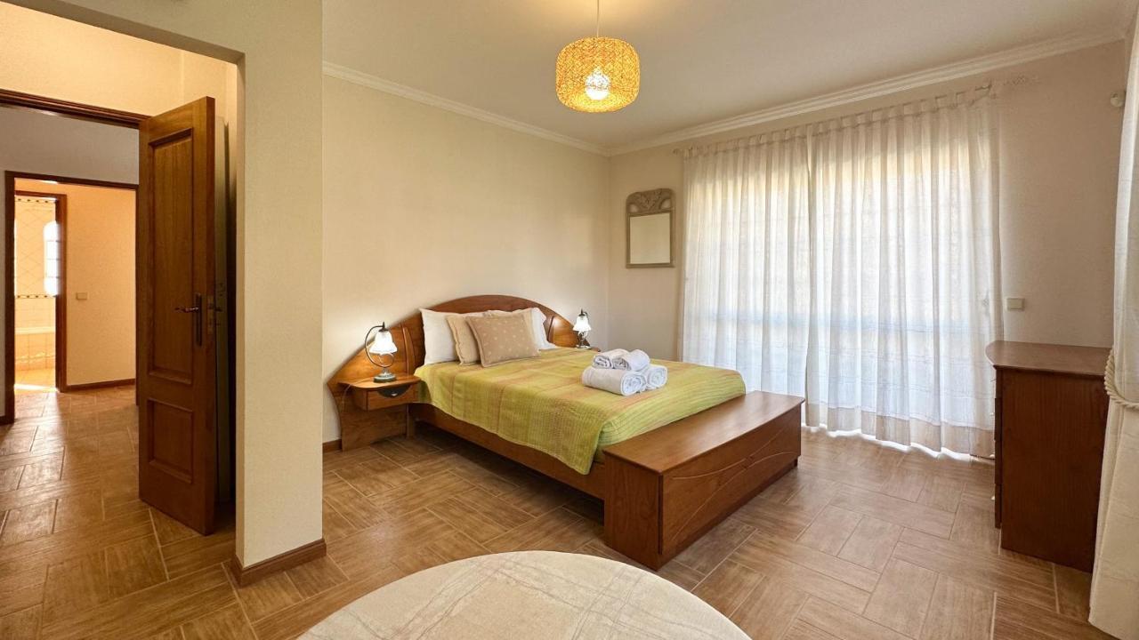 Villa Vivenda Catavento V5 Piscina E 100mt Da Gale
