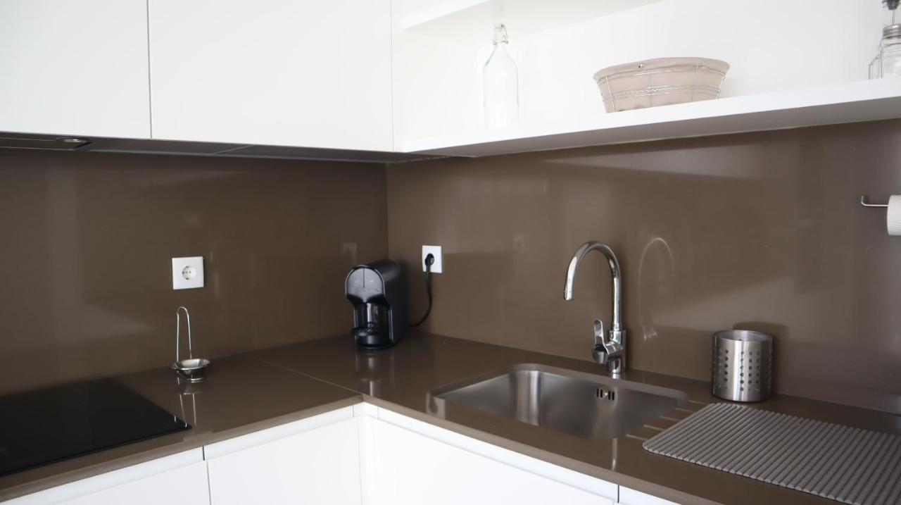 Apartamento Amendoeiras By *