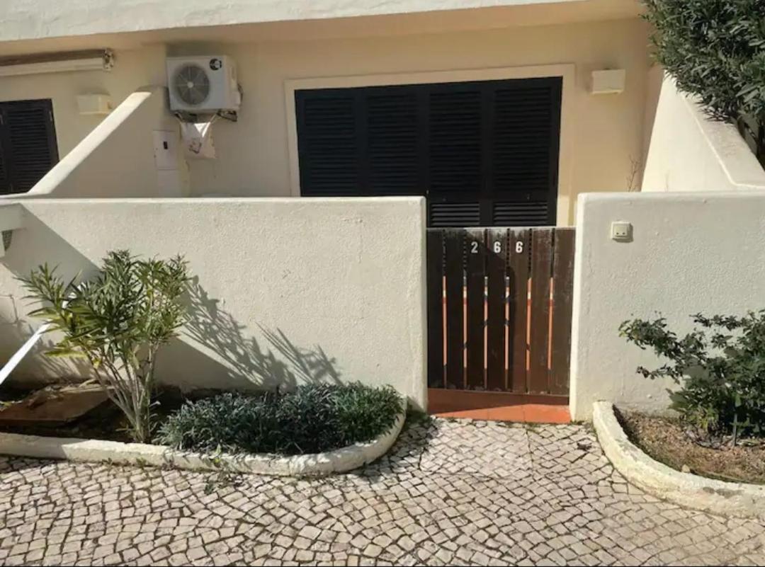 Apartment Simpatico Apartamento Com Piscina Em *