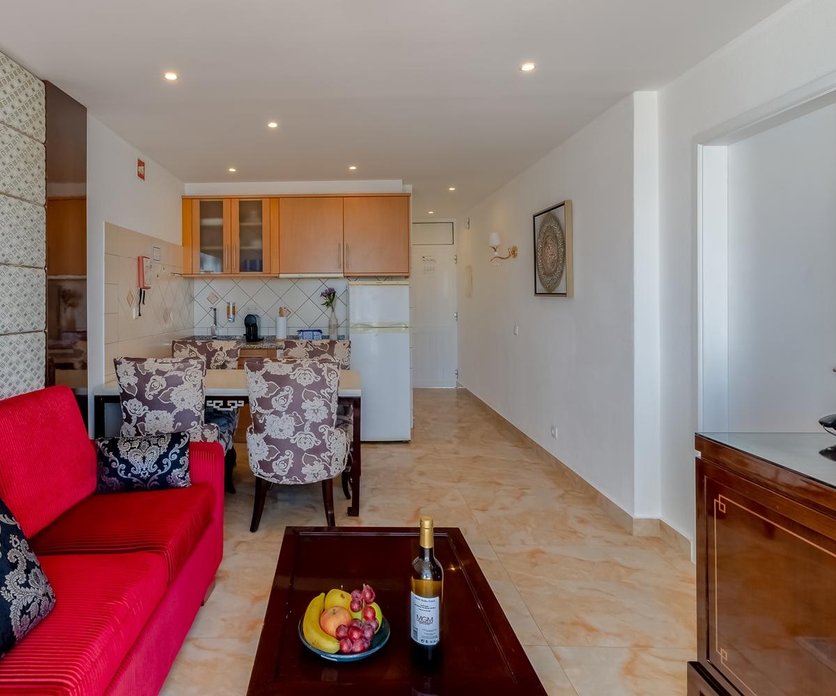 Hotel Monicca Collection Suites&resi