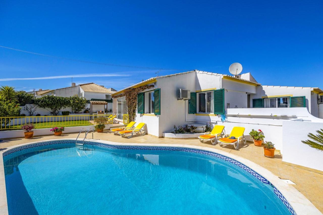 Pinheiro Oura By * Albufeira