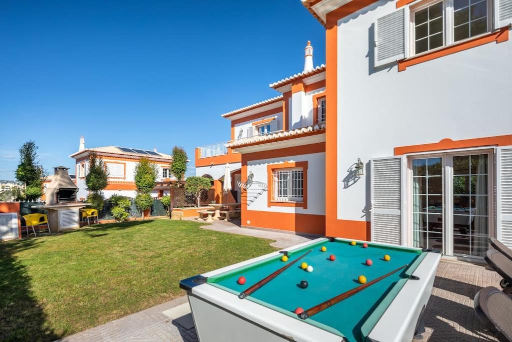 4 Bedrooom Private Ribeiro I Pool, Bbq, Ac, Wifi, Villa *