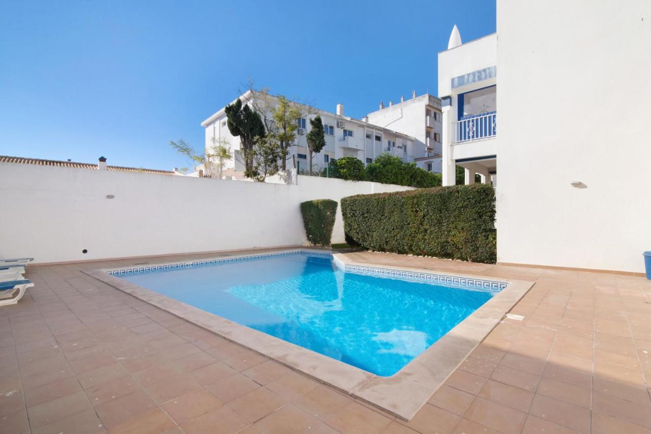 Apartamento T2 Perniciario *