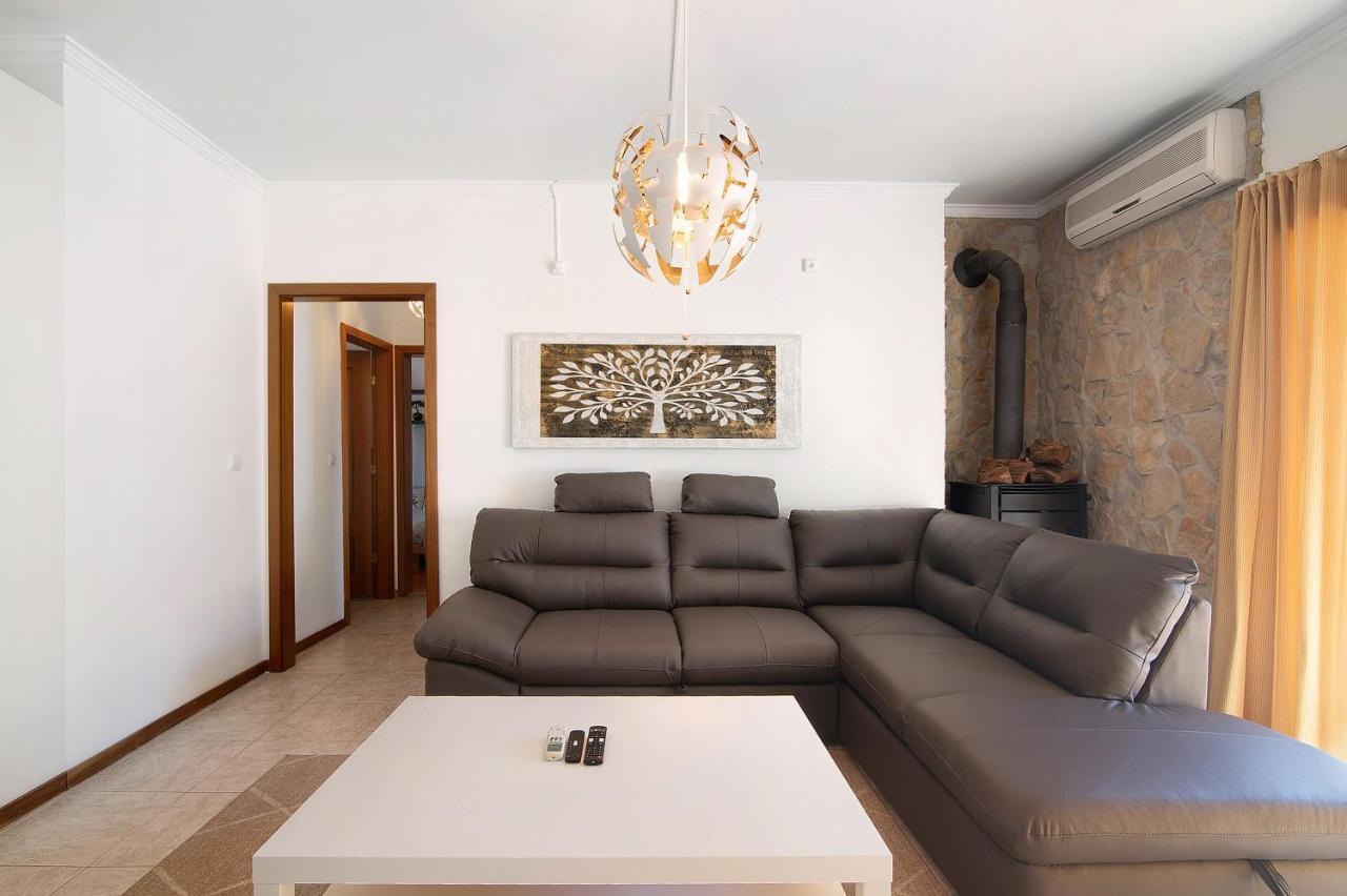 Apartamento T2 Perniciario