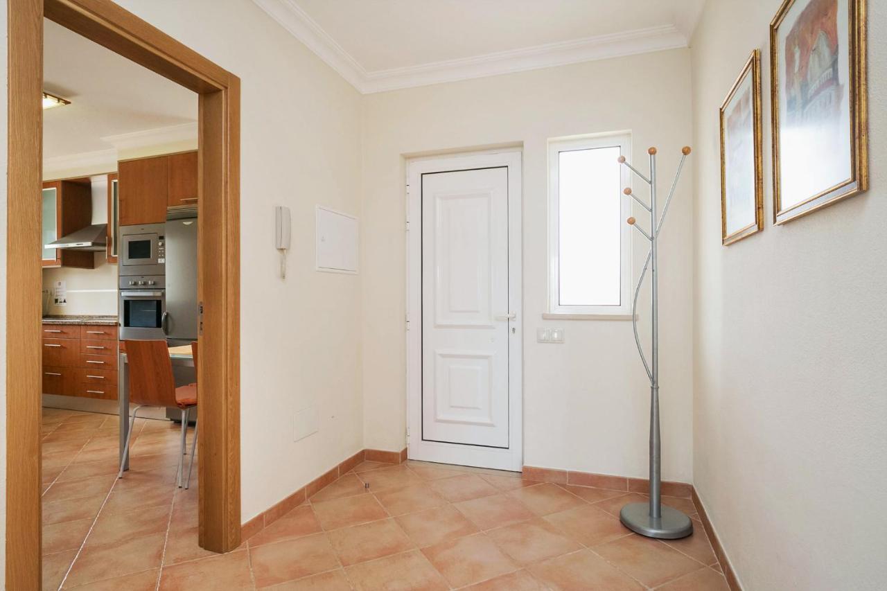 Abf36v2 Charming 2 Bdr Located Only A Few Mi
