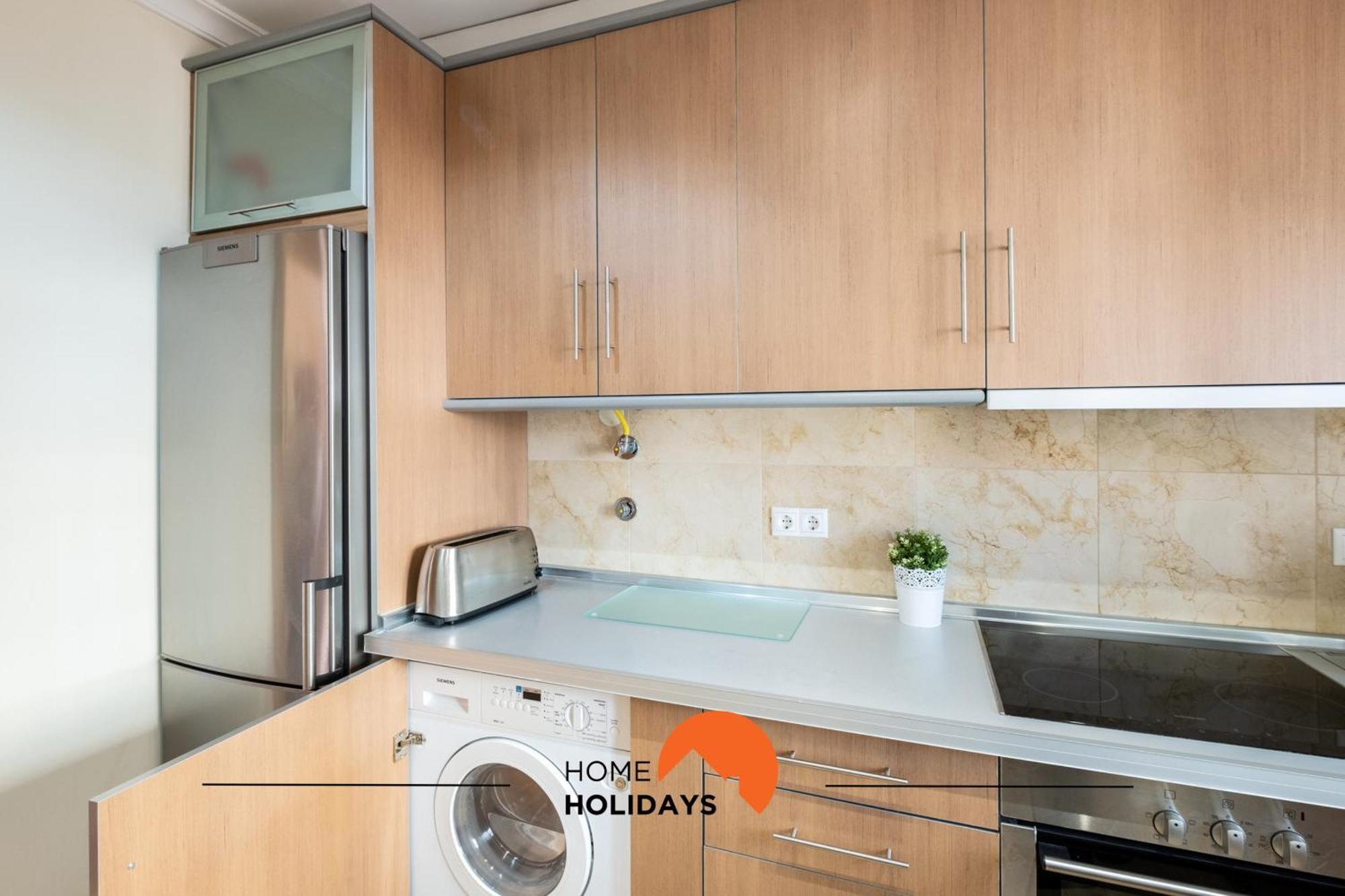 #054 Newtown With Pool, Ac, Private Park, Near Strip Albufeira