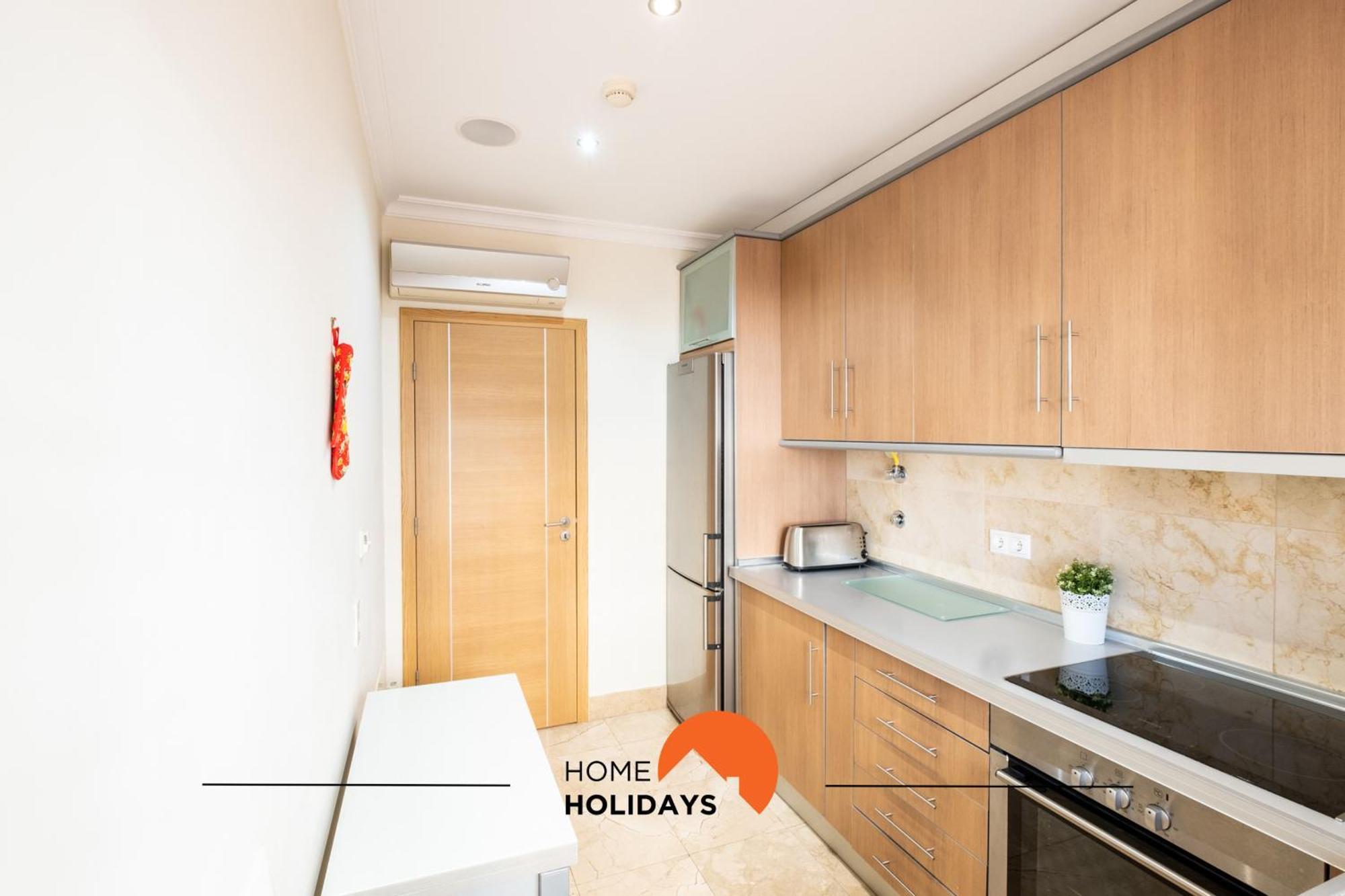 #054 Newtown With Pool, Ac, Private Park, Near Strip Apartamento *