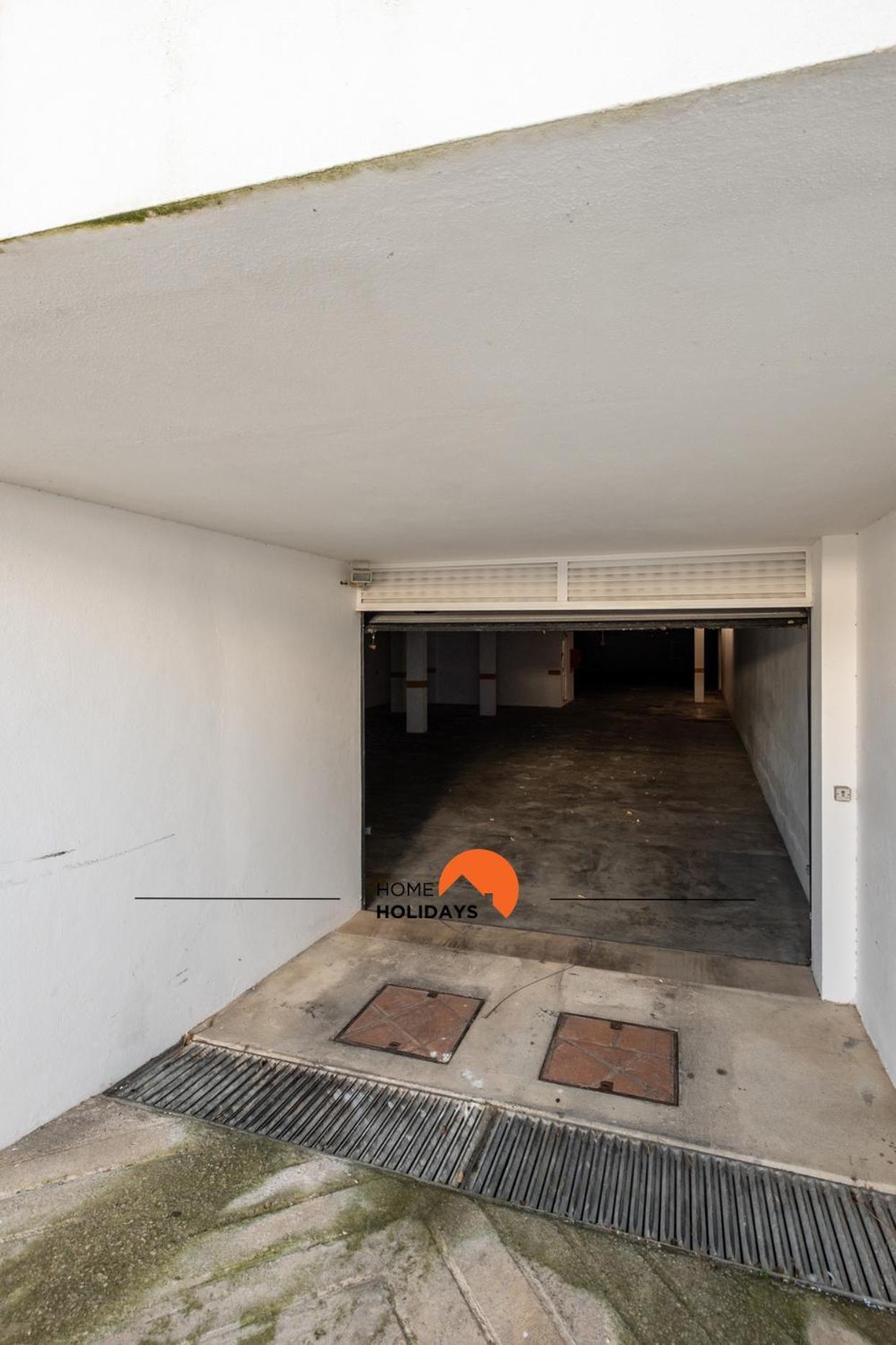 #054 Newtown With Pool, Ac, Private Park, Near Strip Albufeira