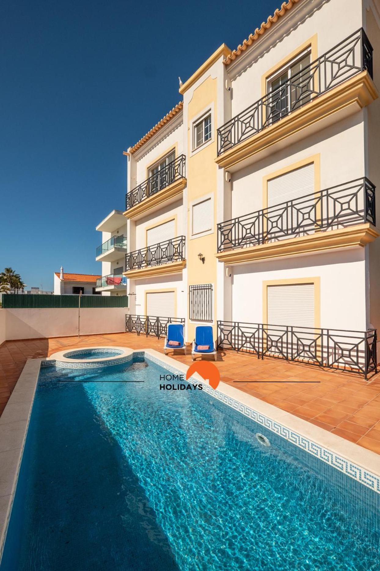#054 Newtown With Pool, Ac, Private Park, Near Strip Apartamento *