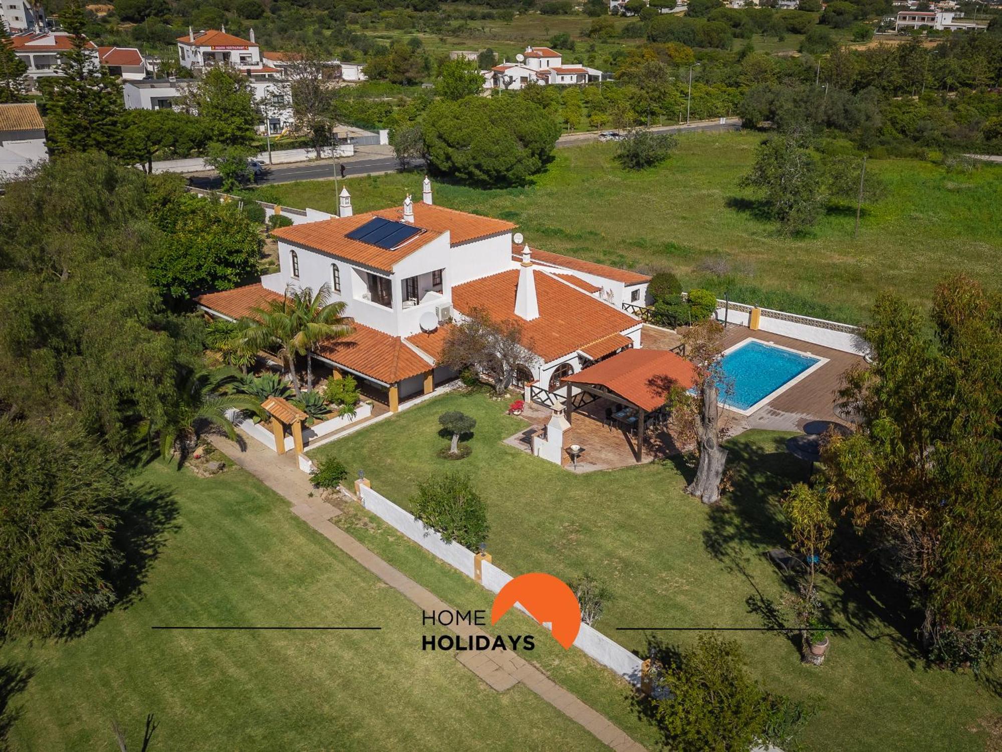 #213 Roja Pe By Holidays Villa *