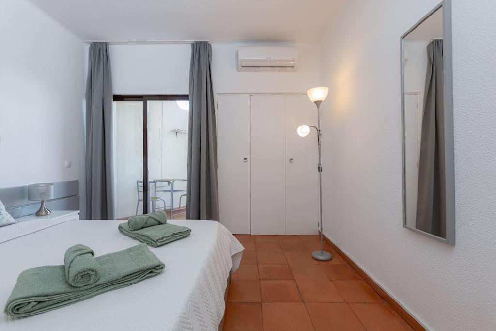 Apartment Magna - Com Ac, Renovado 4 Com Vista Piscina Em Albufeira