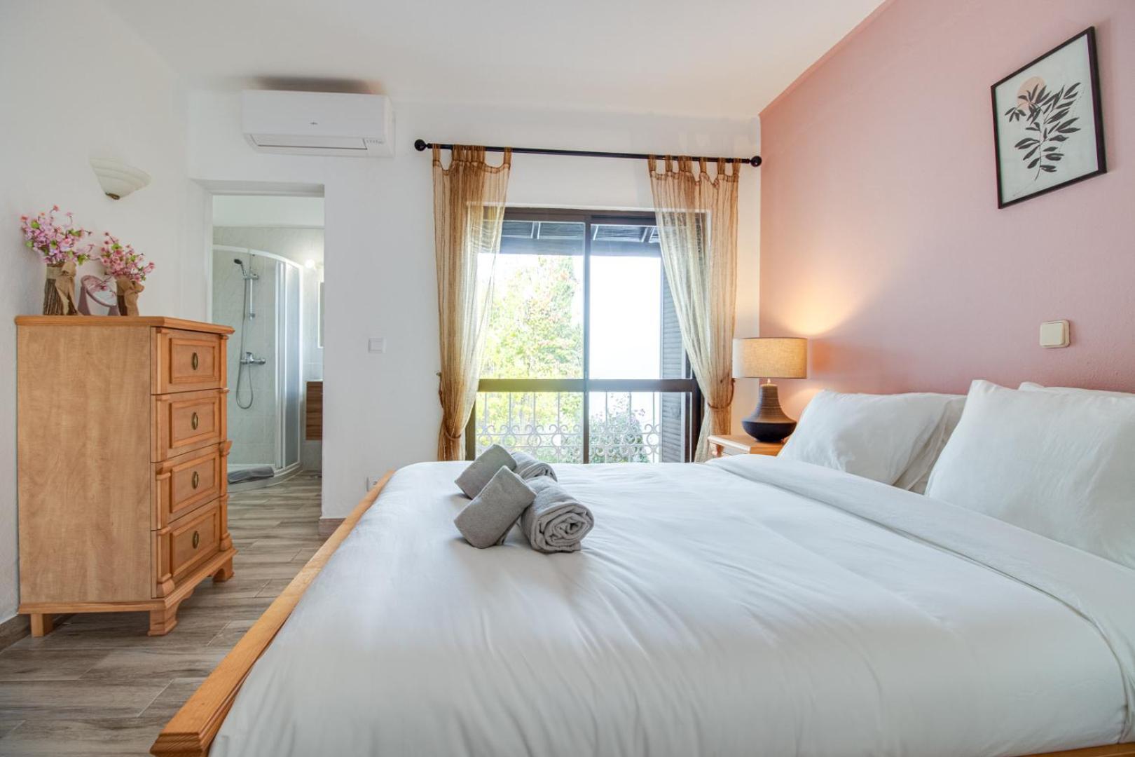 Welcoming Oasis 500m Ac Wi-fi Pool Balcony * Albufeira
