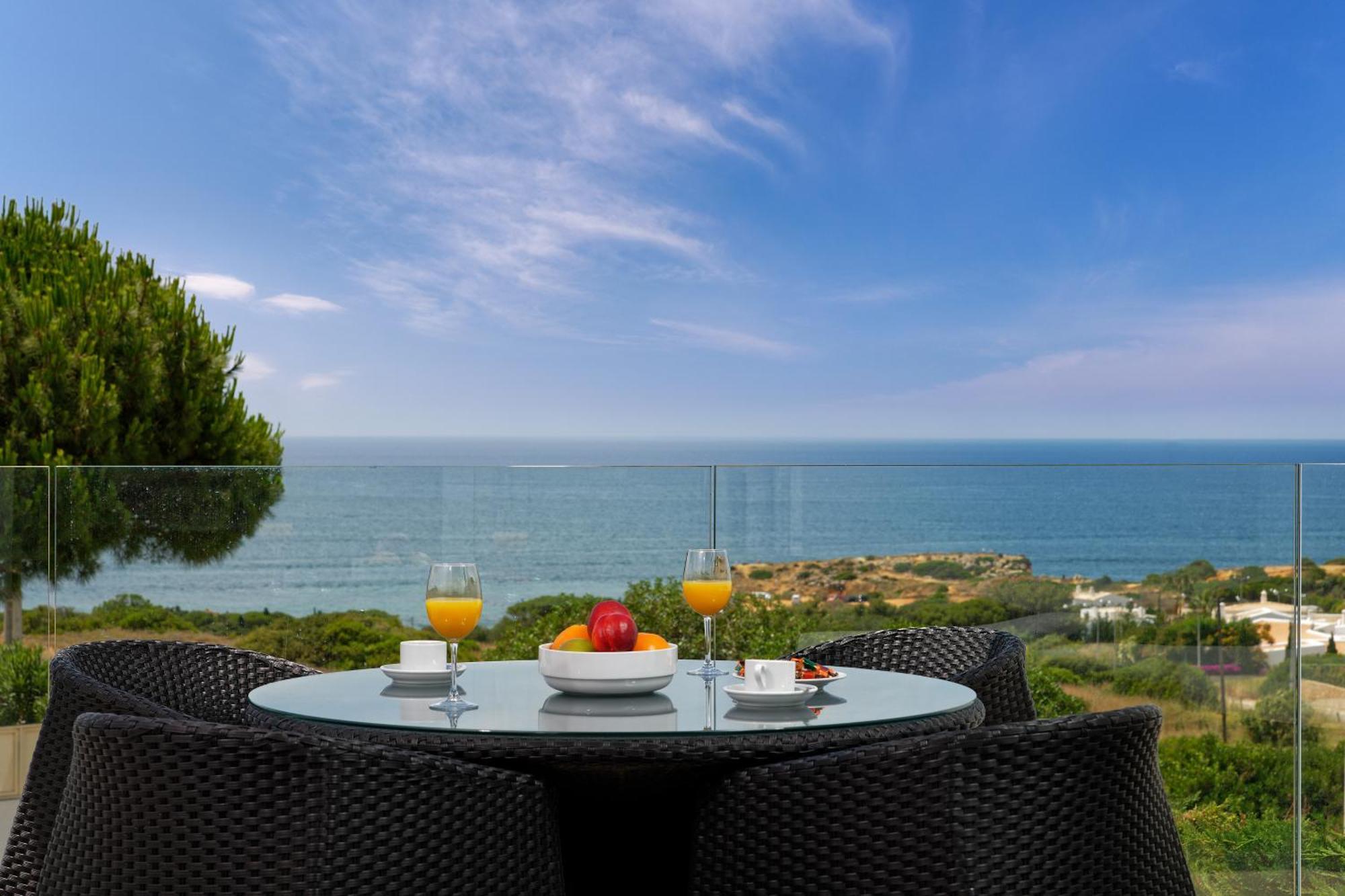 Villa Sao Rafael Holidays