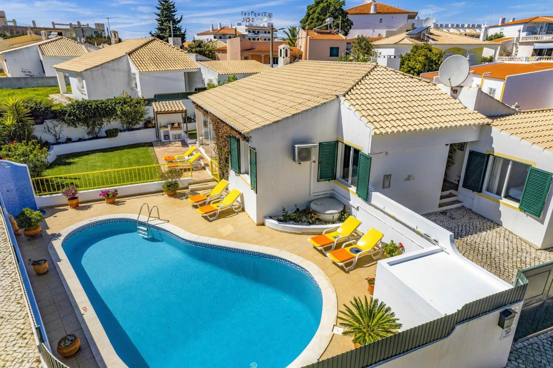 Villa Pinheiro Oura By *