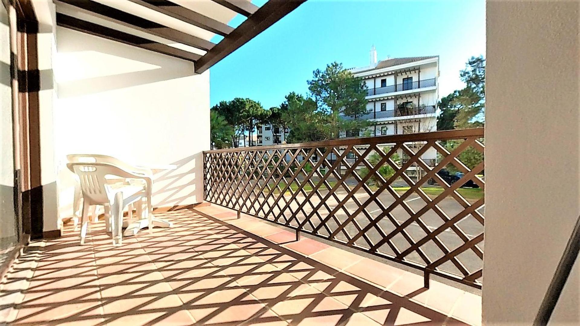 Apartment Pinheiro Sol Na Da Falesia Albufeira