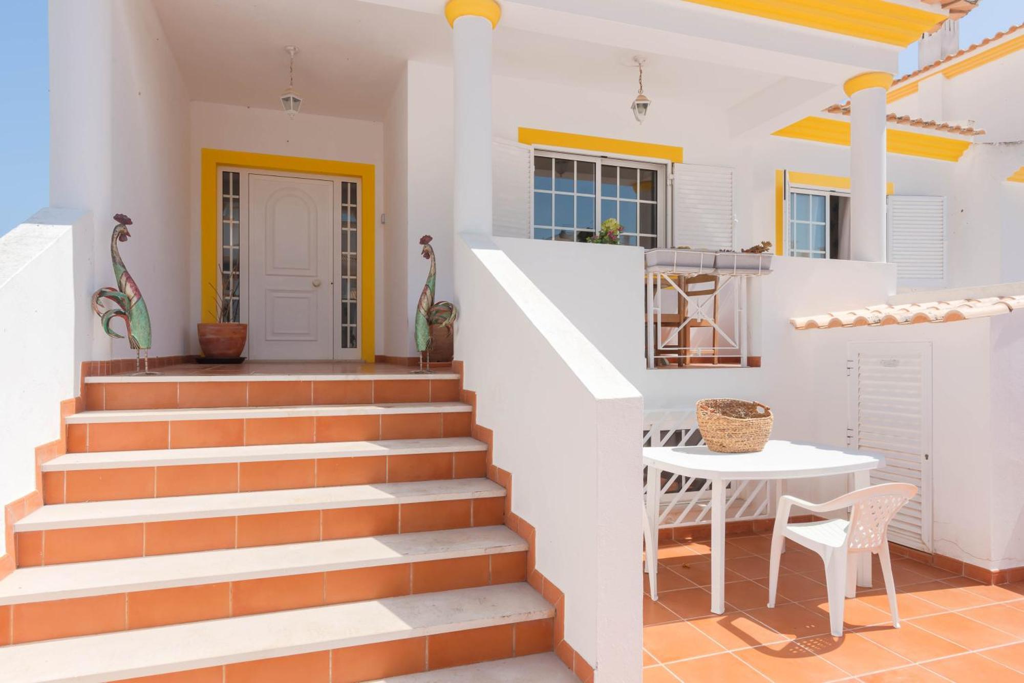 Villa Judy - *