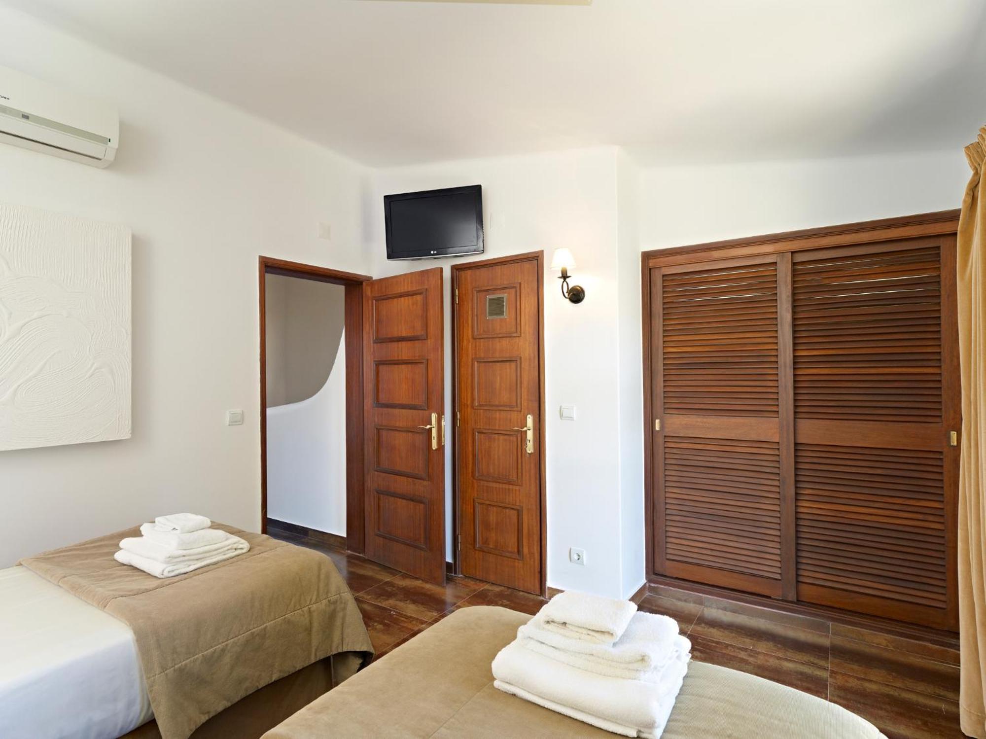 Sao Rafael Holidays