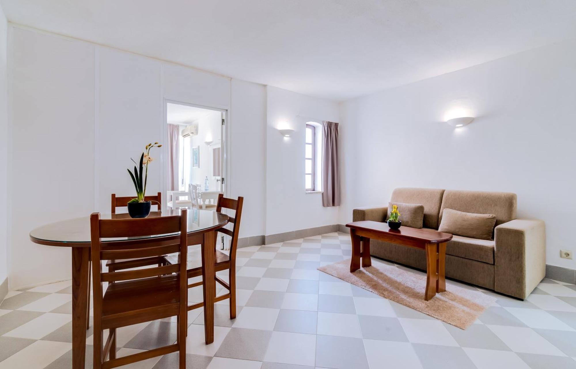 Hotel Monica Isabel Beach Club