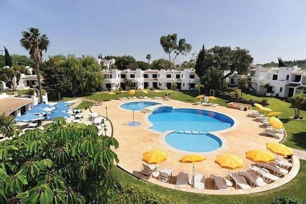 Gilda Club Apartamento T1 Superior *