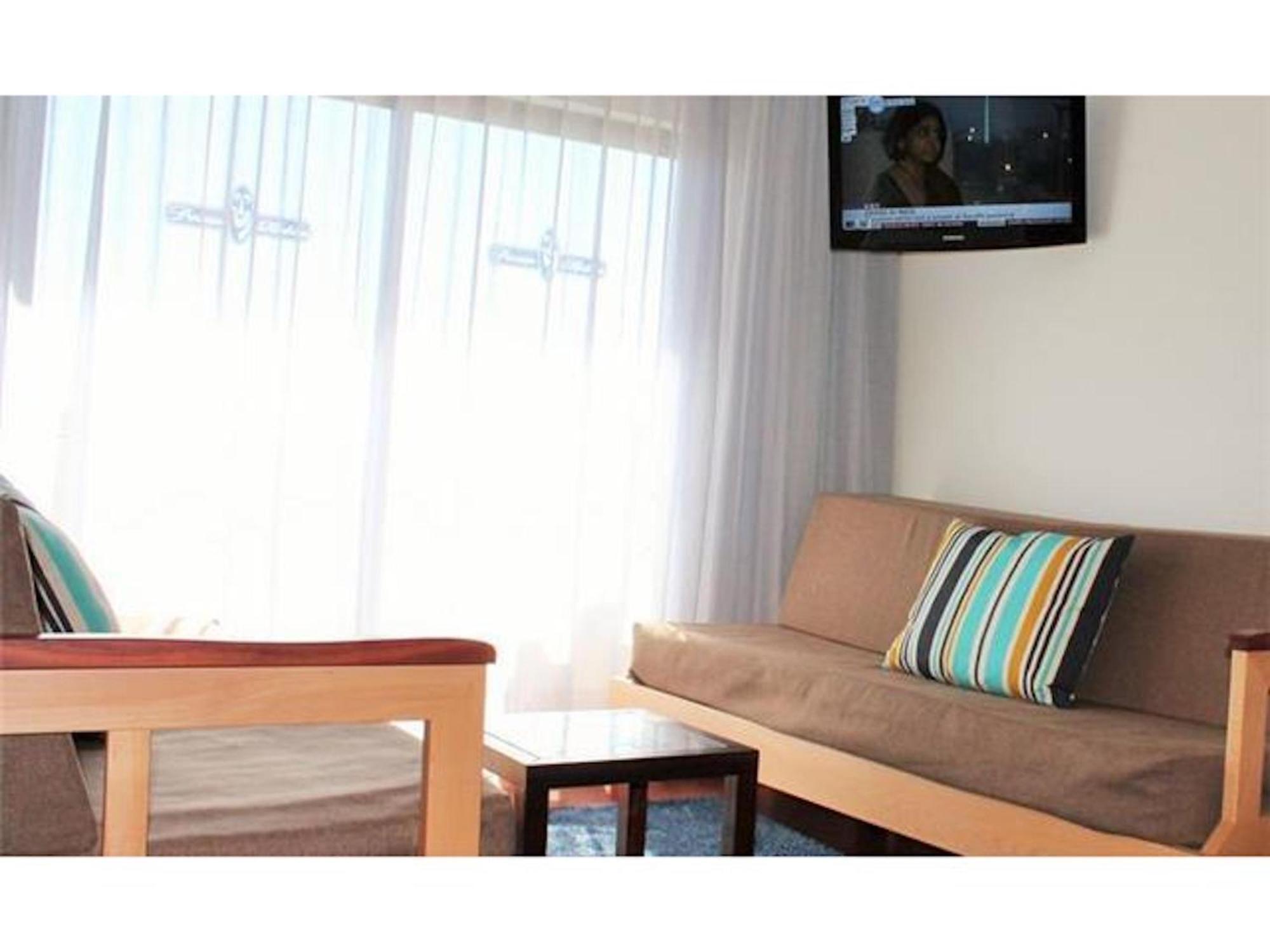 Perfect 1 Bedroom Apartment *
