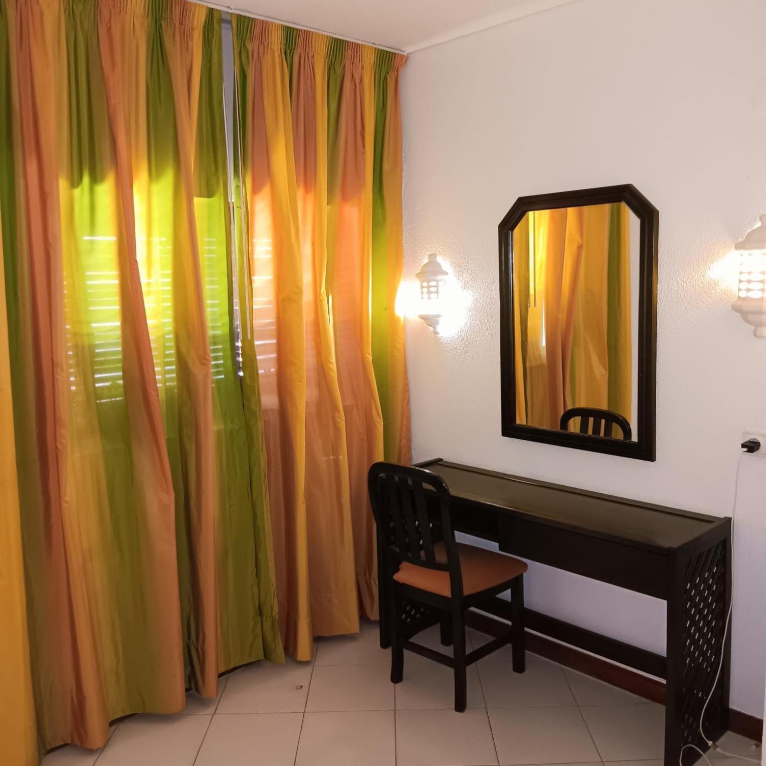 Bellavista Avenida Apt Sea View *