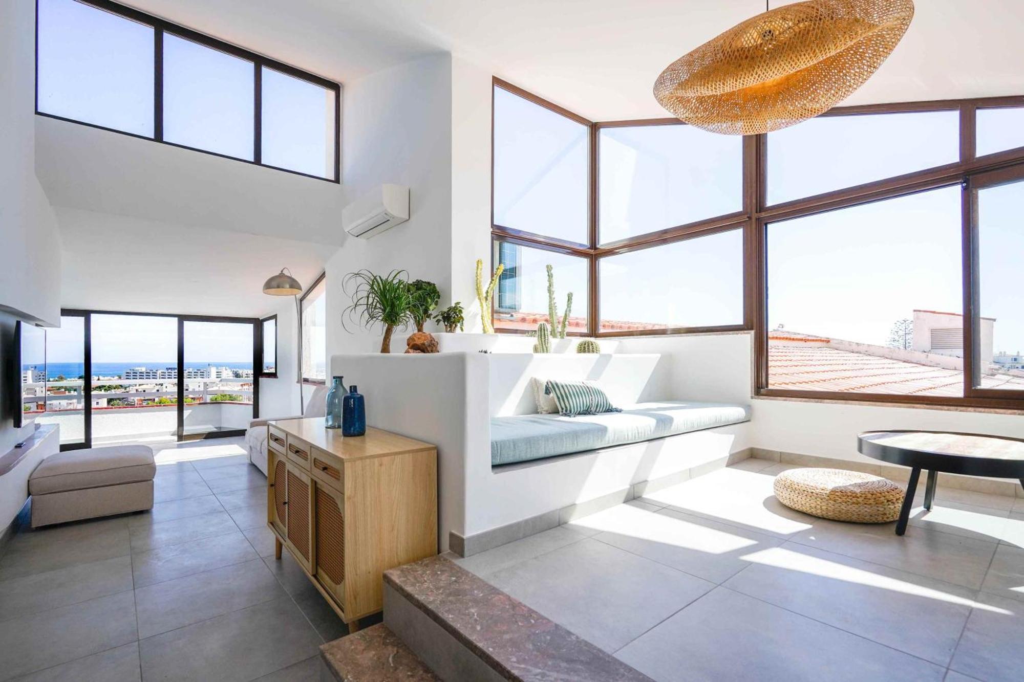 Endless View - Sea View - Pool Apartment