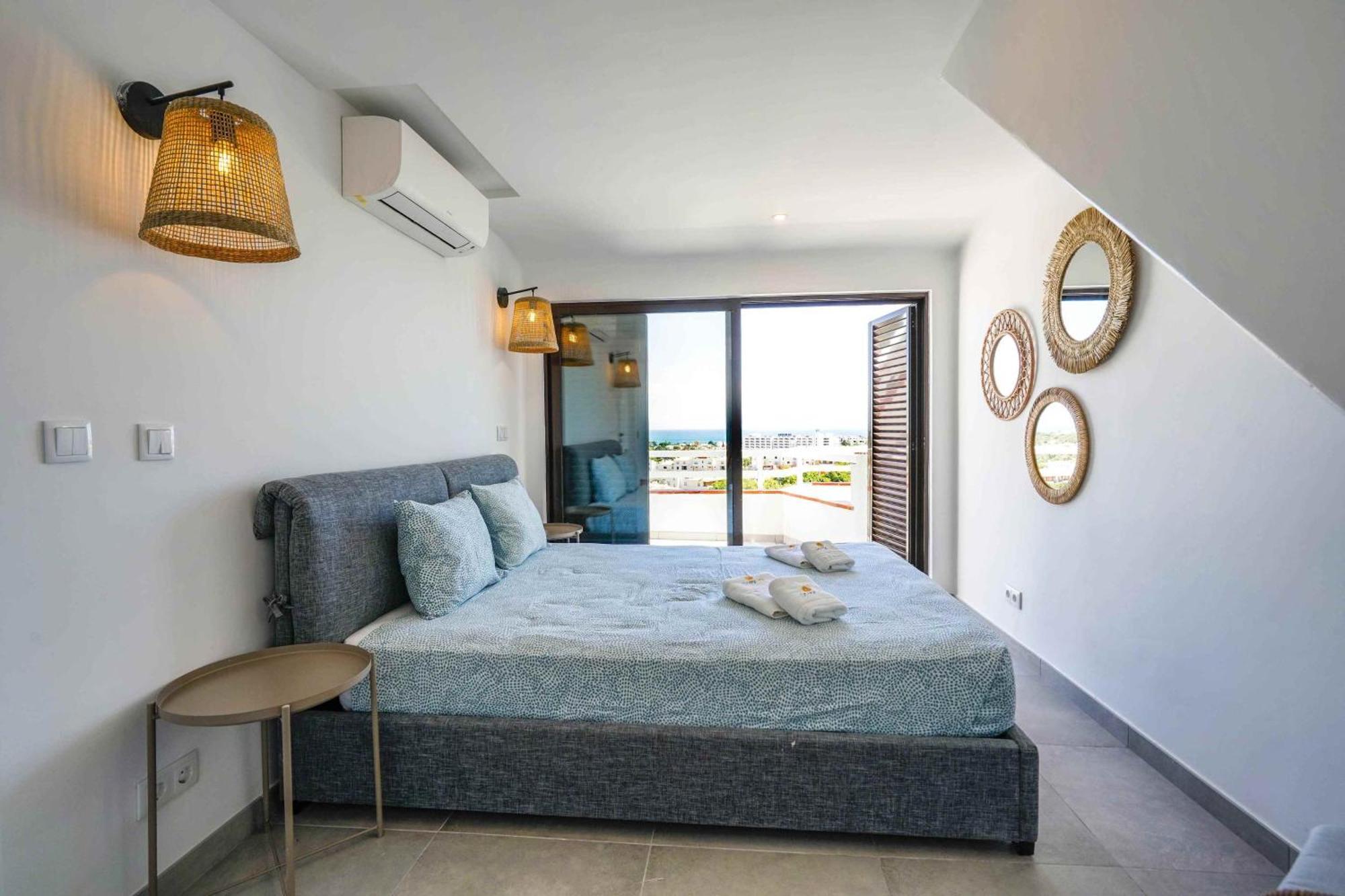 Endless View - Sea View - Pool Apartment *