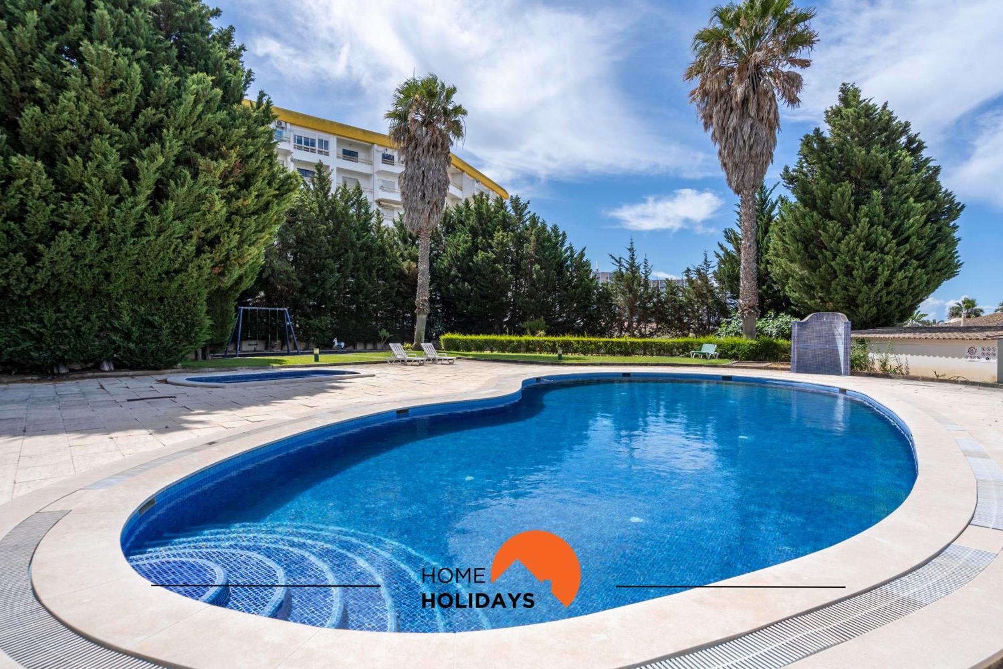 #201 Quinta Da Flor By Holidays *