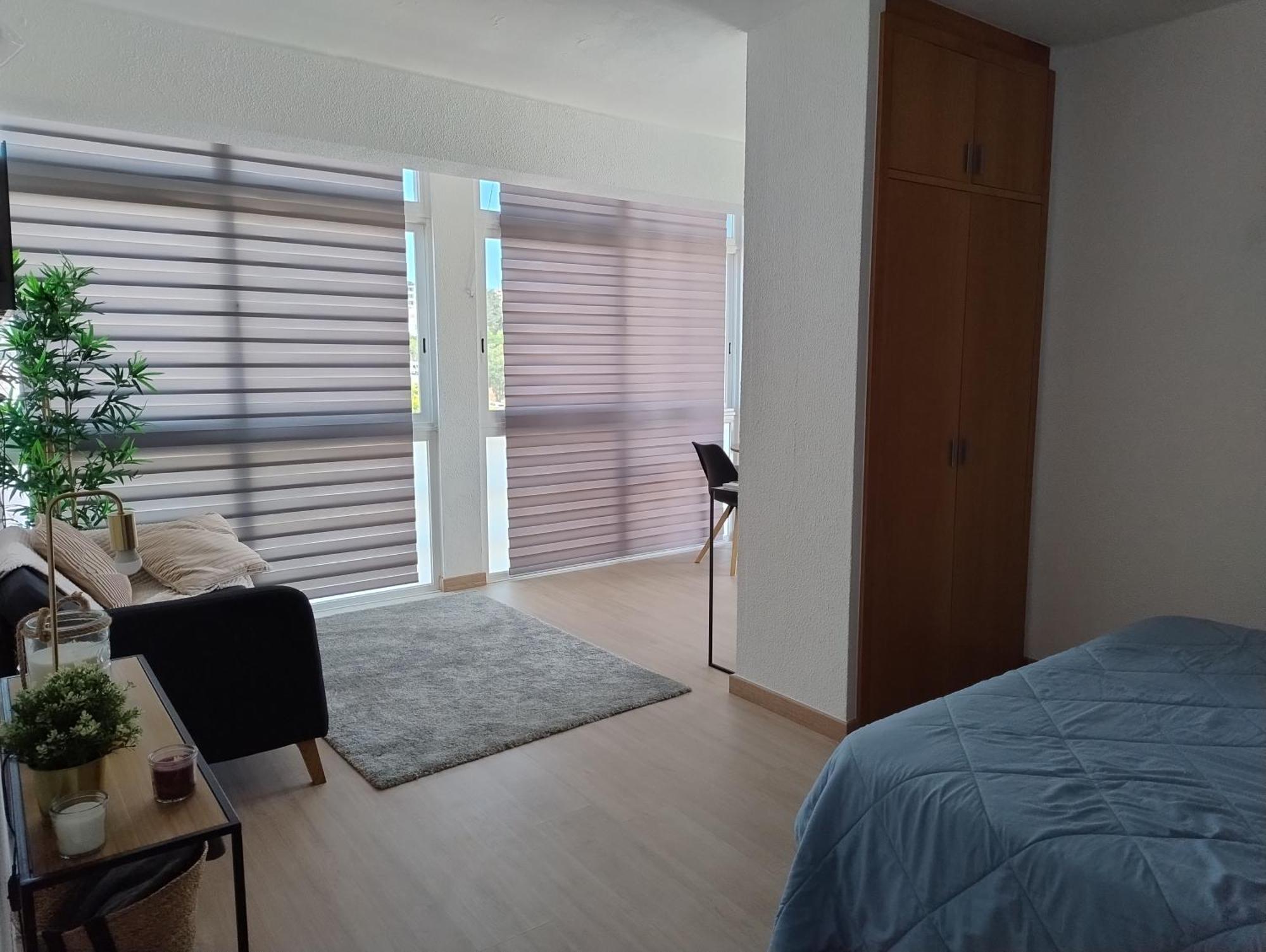Bay View Apartment *