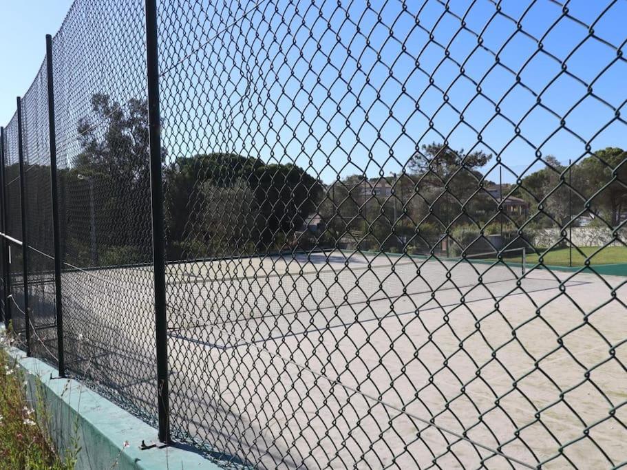 Happiness - Tennis Court & Pool & Albufeira