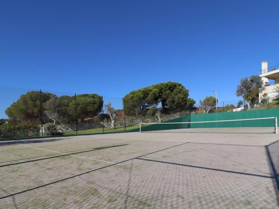 Happiness - Tennis Court & Pool & Apartamento *