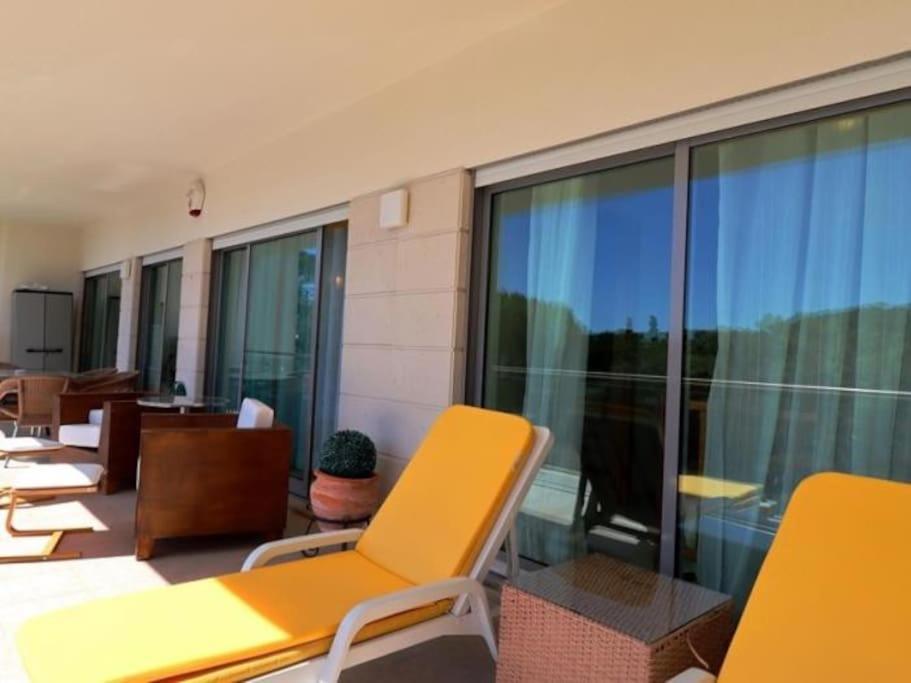 Happiness - Tennis Court & Pool & Apartamento