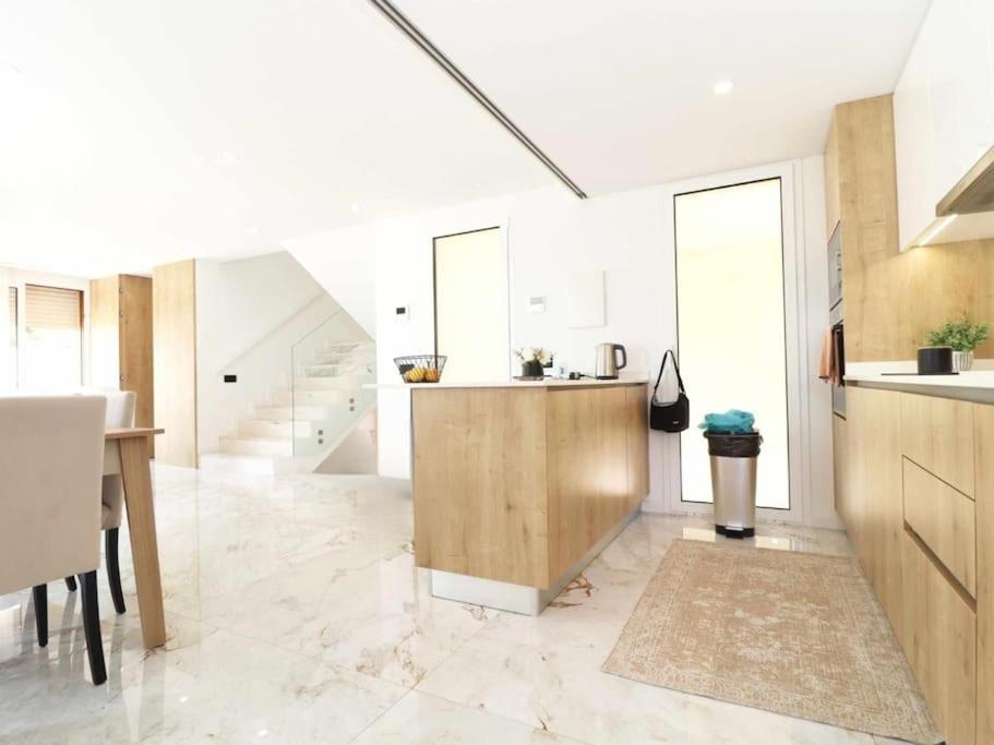 Eco House - Privat Pool & Luxurious
