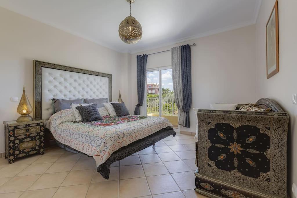 Riad Latifa - Authentic Riad With Jacuzzi In Albufeira