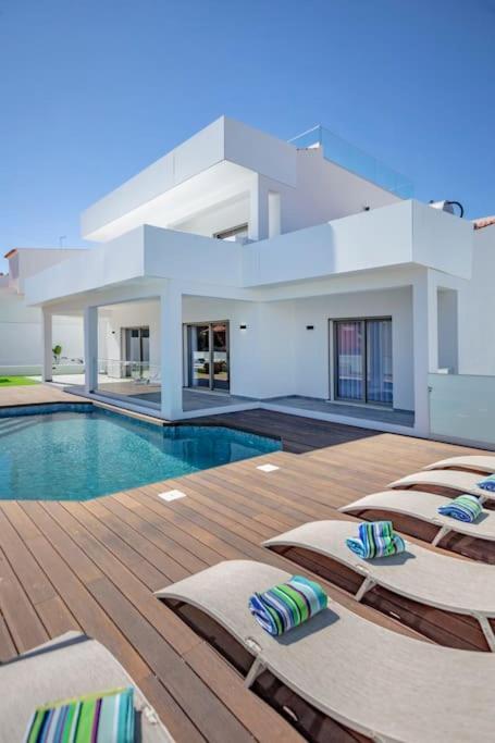 Villa Krystal Bay *