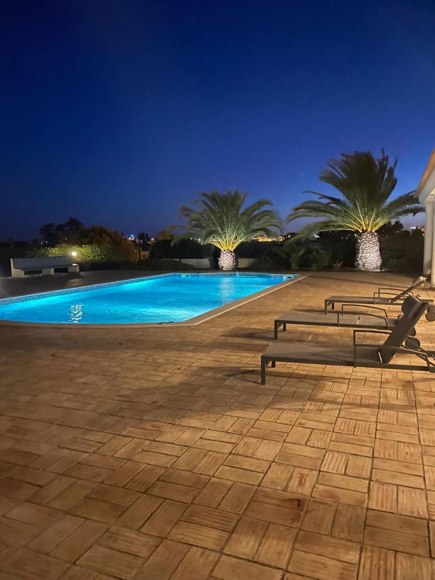 Ben - Private Pool Garden, Sun Day * Albufeira