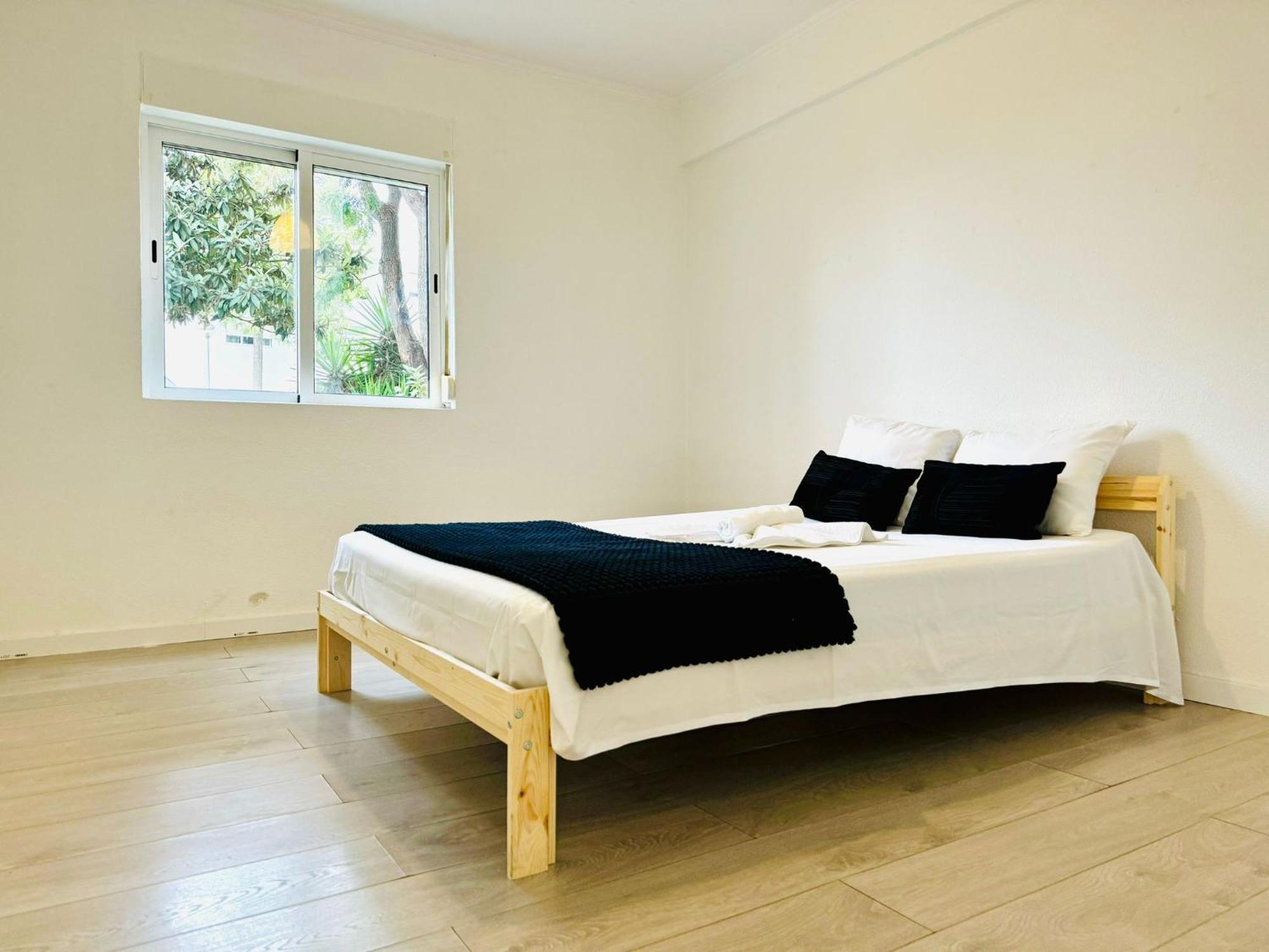 Apartamento T4 *