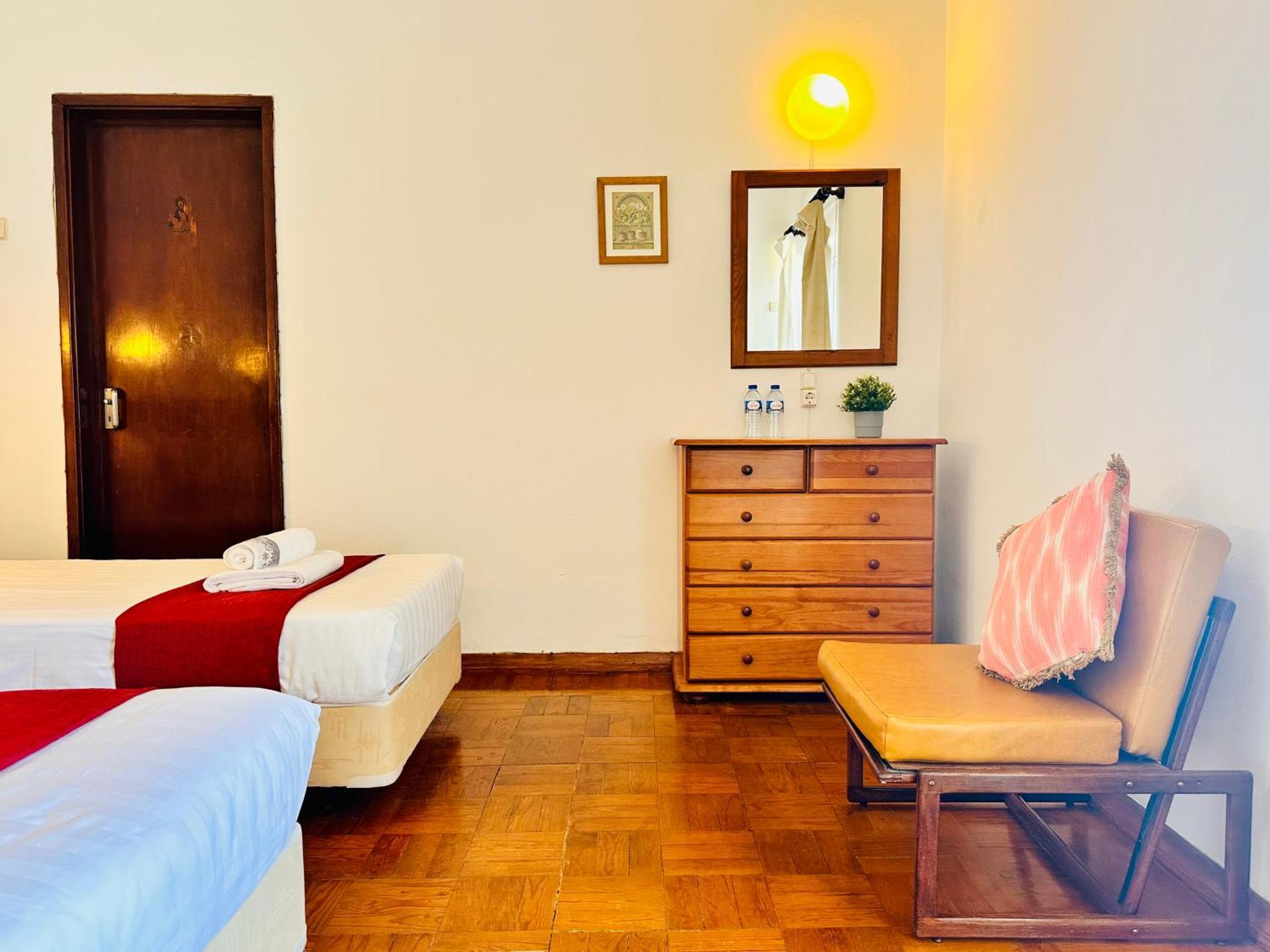 Guest house Bela *