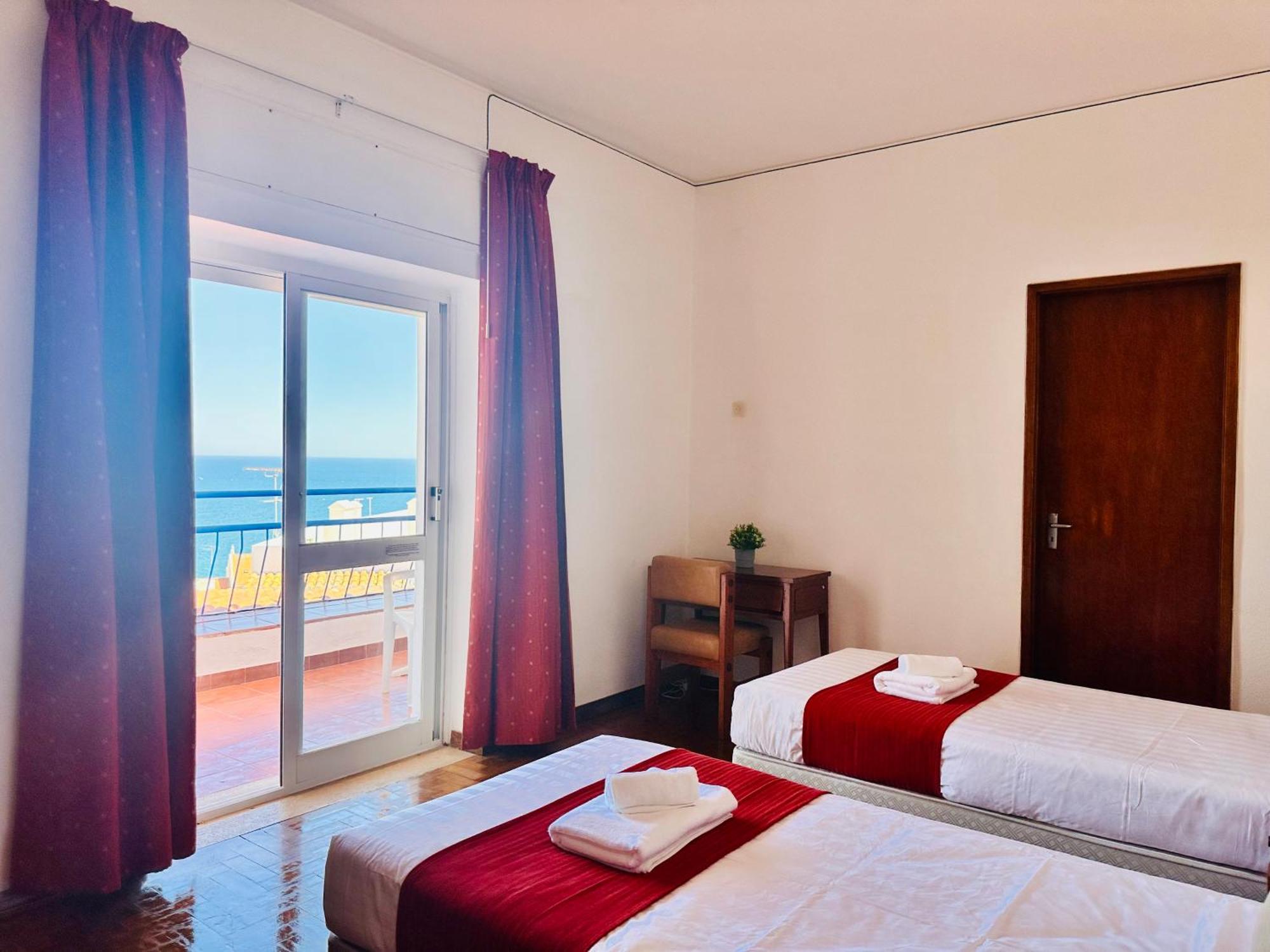 Bela Guest house *
