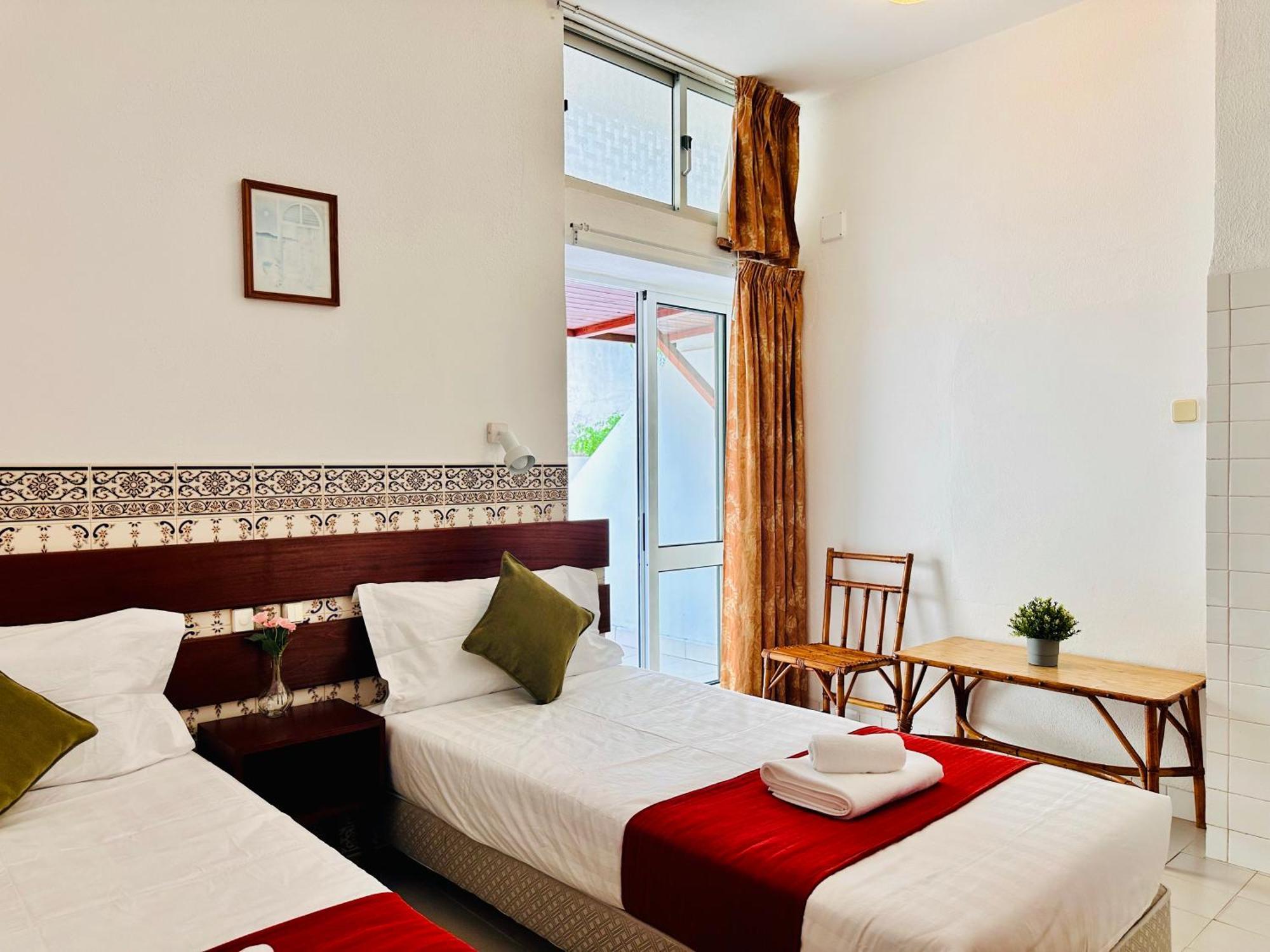 Bela Guest house *