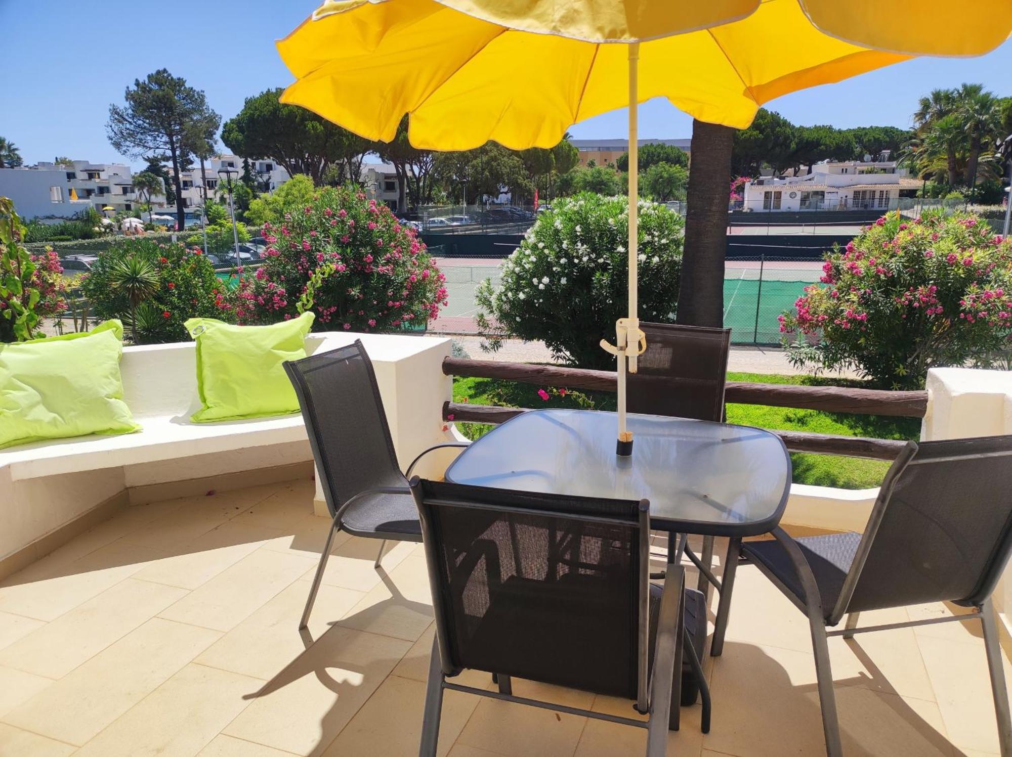 Albufeira, T1 In Balaia Golf Village, Algarve Apartment