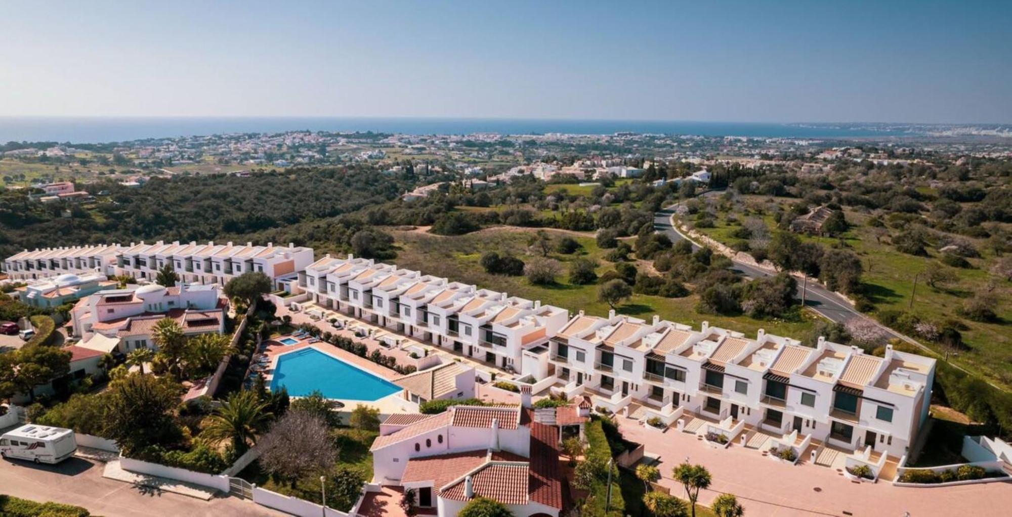 Three Bedroom Sea View Townhouse Villa Albufeira