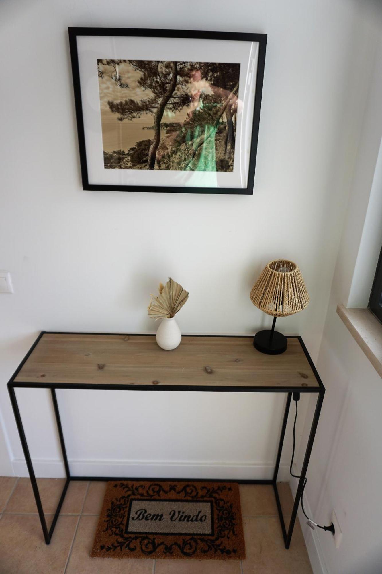 Three Bedroom Sea View Townhouse *
