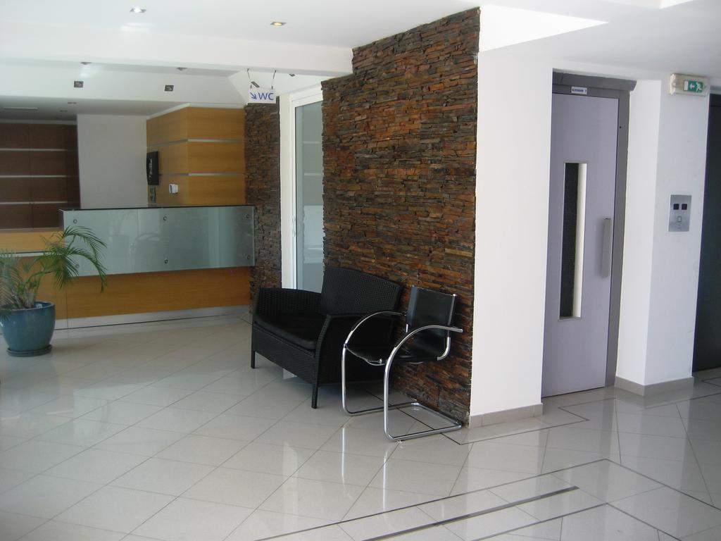 Bay View Apartment *