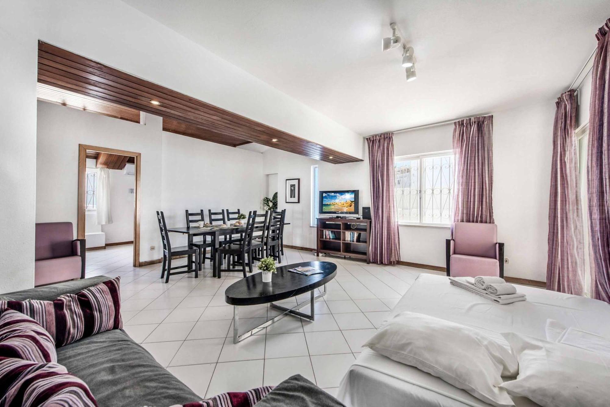 Cay Villa