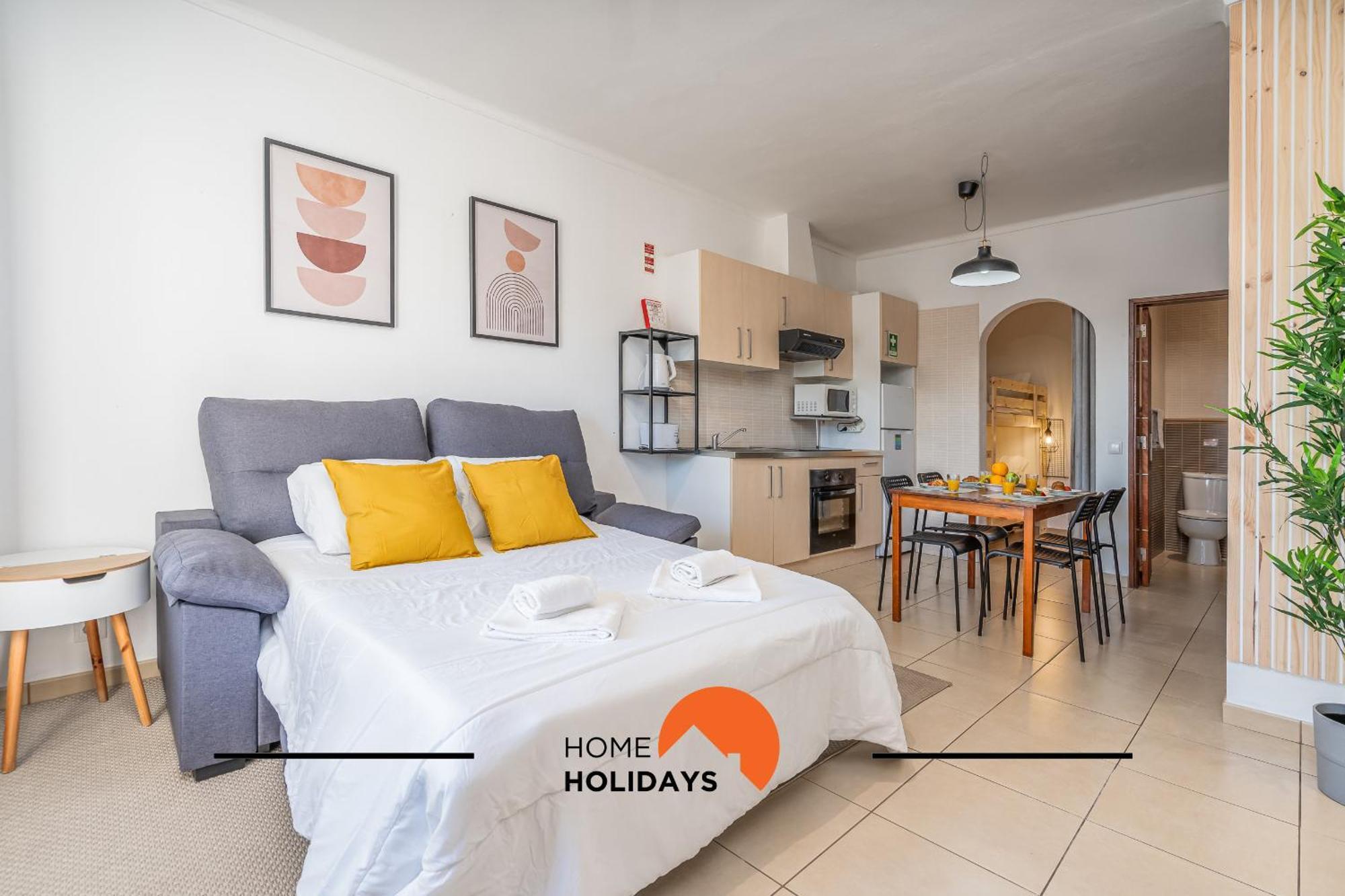 #253 Fernando Pessoa 28 By Holidays * Albufeira