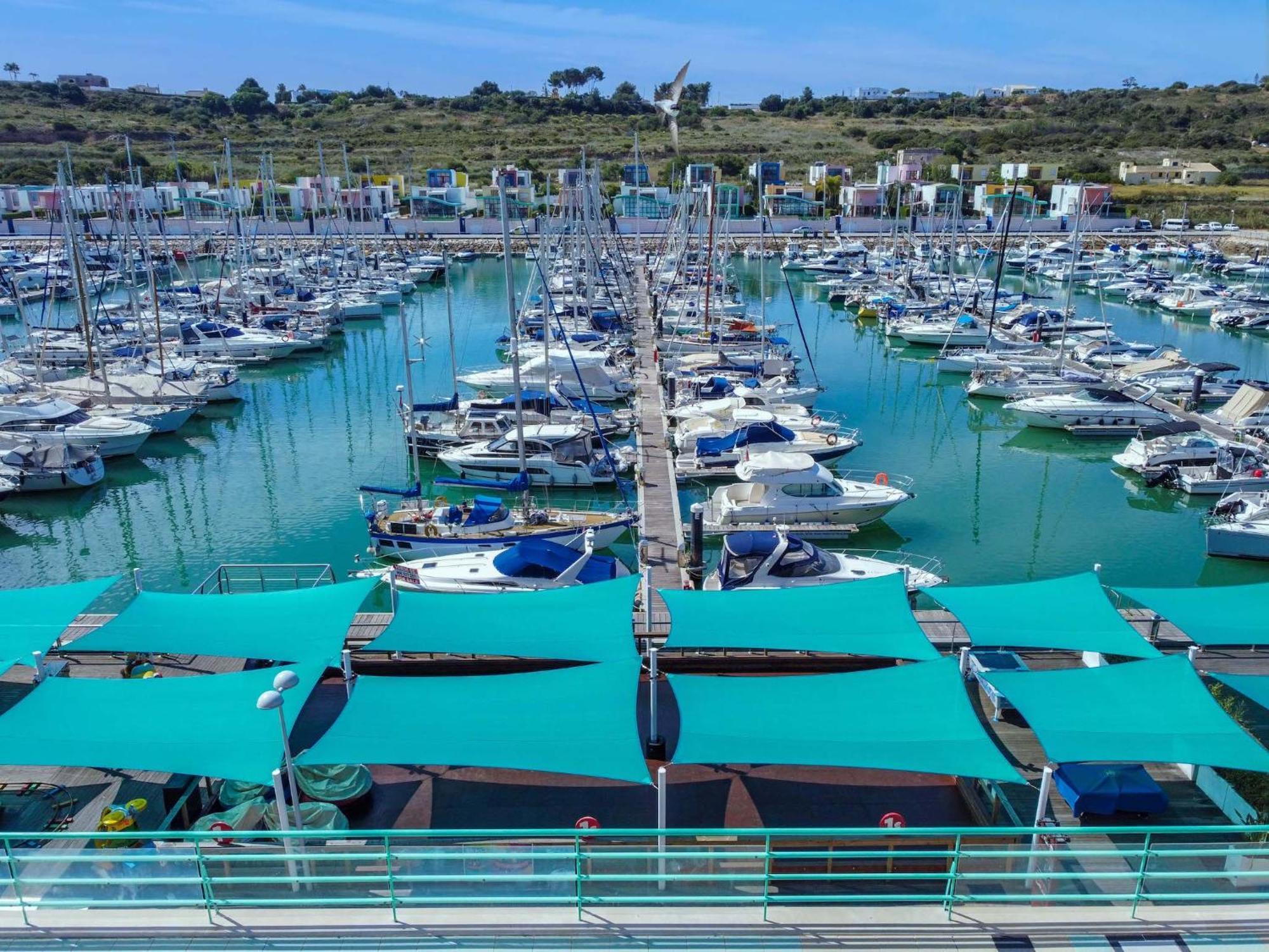 Luxury 2 Bedroom Apartment, Marina De Albufeira5 Apartment