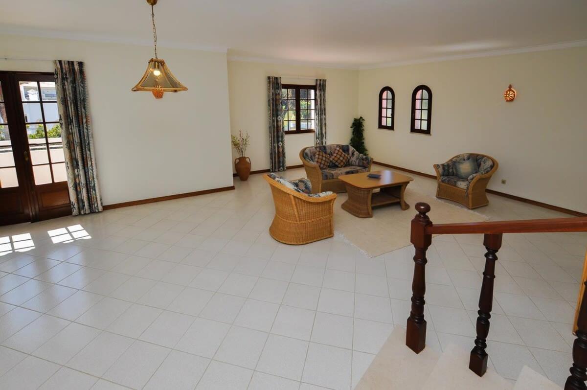 Casa Paulo - Great Location Albufeira